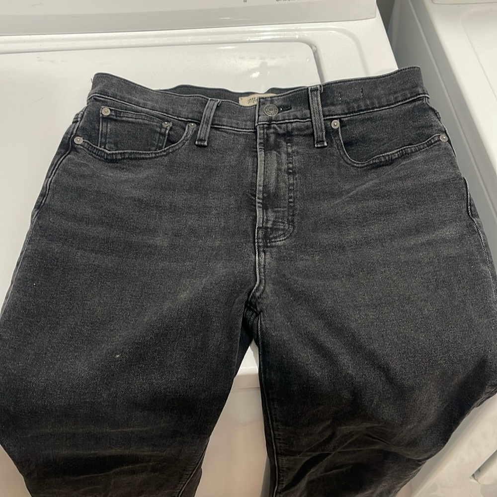 Black madewell jeans- barely worn. Size 29, no damage, perfect vintage Jean cut